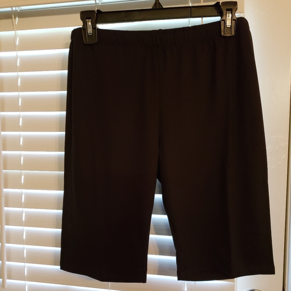 *New Never Worn* Thick Soft Biker Shorts (Black) - Picture 4 of 4